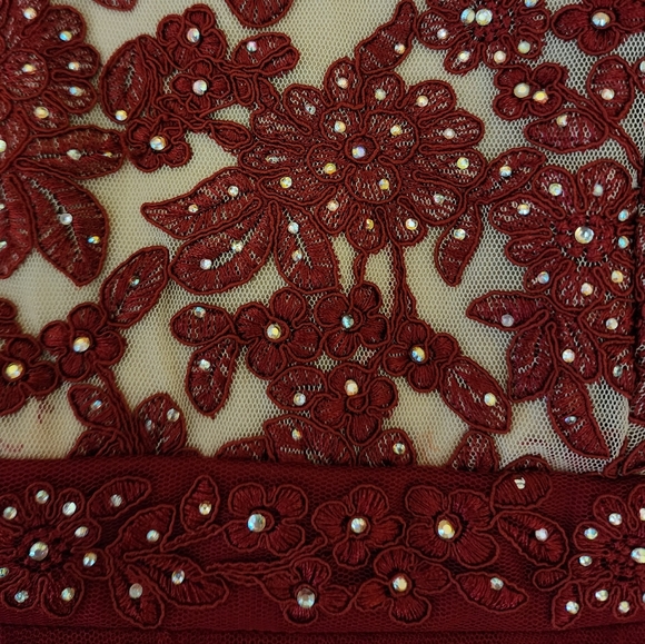 Vestido de fiesta Size # 16-17 color vino - Picture 3 of 7